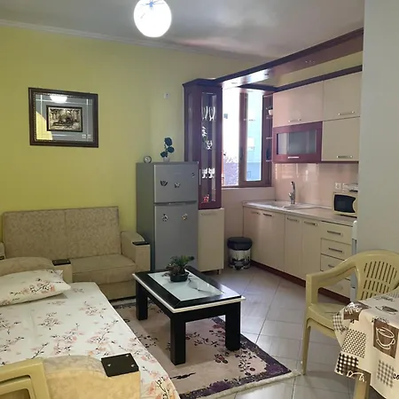 Holiday Apartment *